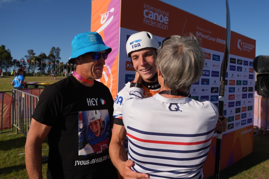 Titouan Castryck France K1 Sydney 2025 canoe slalom celebrate